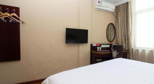 GreenTree Inn Shanghai Hongqiao Airport Huqingping Highway Shell Hotel