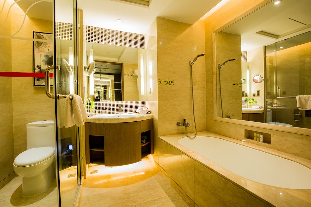 Guangzhou New Century Hotel