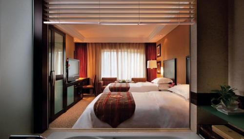 Sunworld Dynasty Hotel